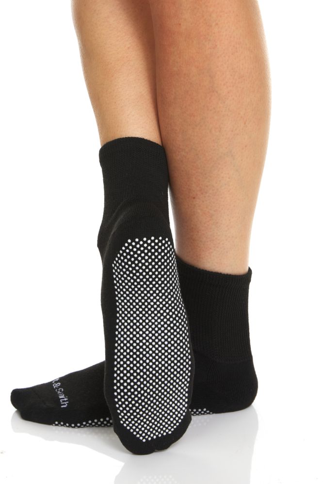 60 Pairs Yacht & Smith Women's Loose Fit Gripper Bottom NoN-Slip Slipper  Black Grippy Hospital Sock, Size 9-11 - Women's Diabetic Socks - at 
