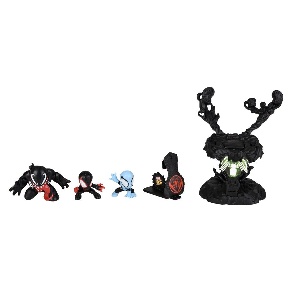 8 pieces Hasbro Marvel Stunt Squad Villains 8ct - Store