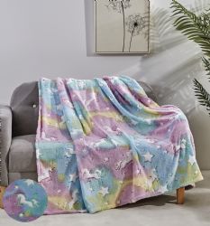 12 Wholesale GloW-IN-ThE-Dark Fleece Throw