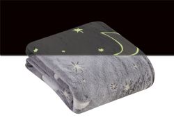12 Wholesale GloW-IN-ThE-Dark Fleece Throw