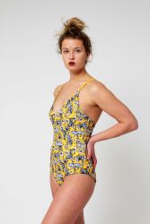Yacht & Smith Womens Fashion Color Reversible One Piece Bathing Suit Size Medium - Womens Swimwear