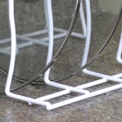 6 pieces of Home Basics Lid Rack