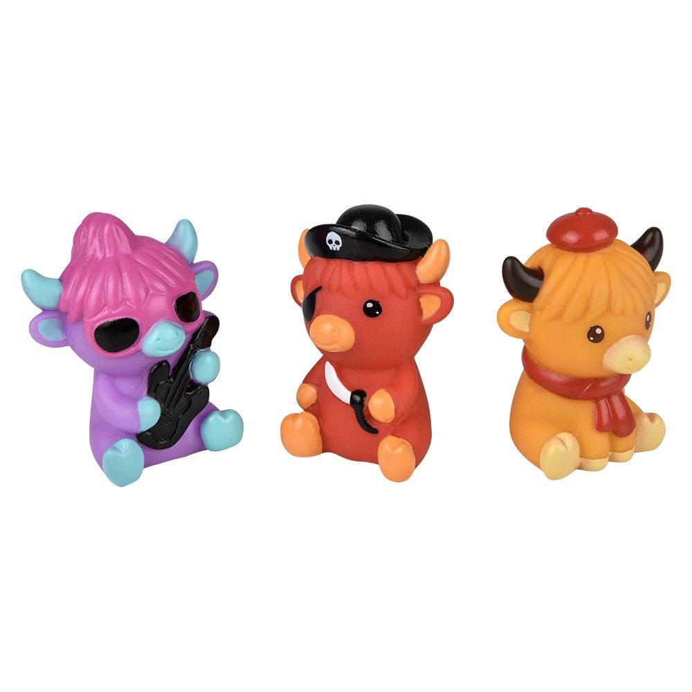 500 of 2 inch Rubber Highland Cow