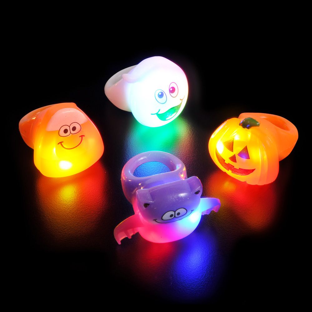 144 pieces 1.5" Halloween LighT-Up Rings (24pc/un) - Halloween