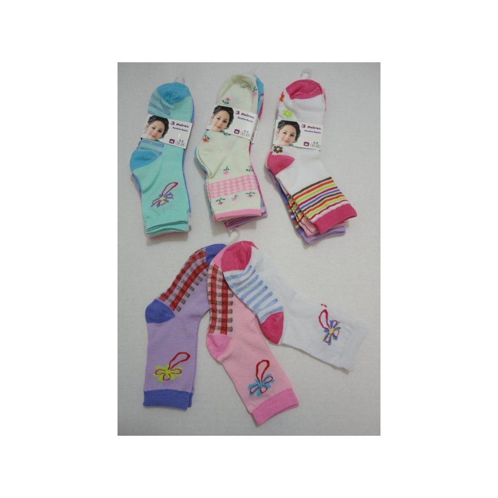 180 Pairs of Girl's Printed Crew Socks 6-8