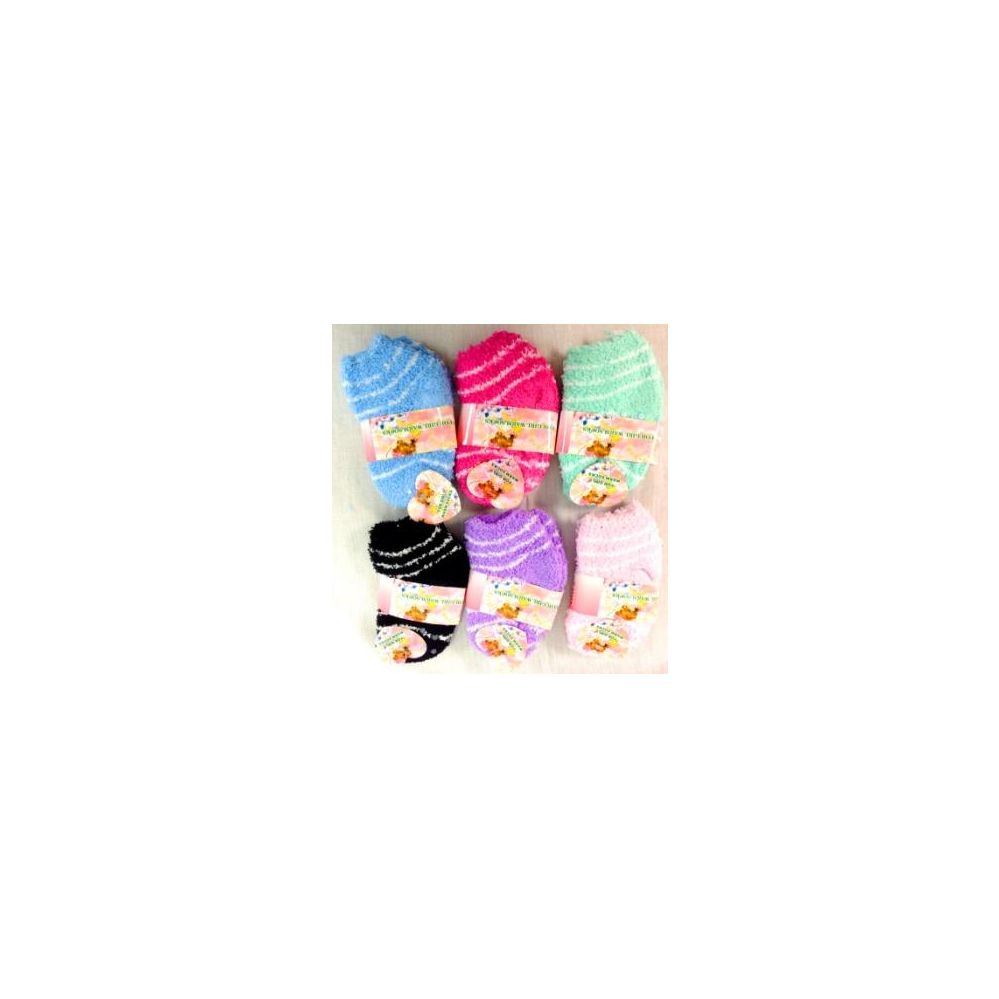 96 Pairs of Girl Fuzzy Socks