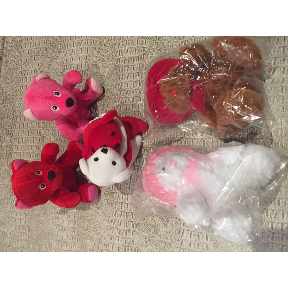 96 Pieces of Assortment Of Stuffed Animals