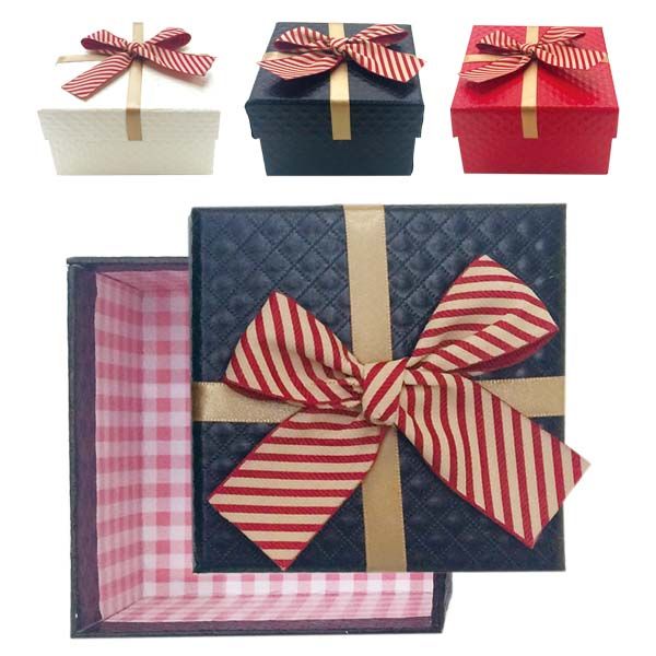 96 Pieces of Square Box With Bow 5x5x2.4"h