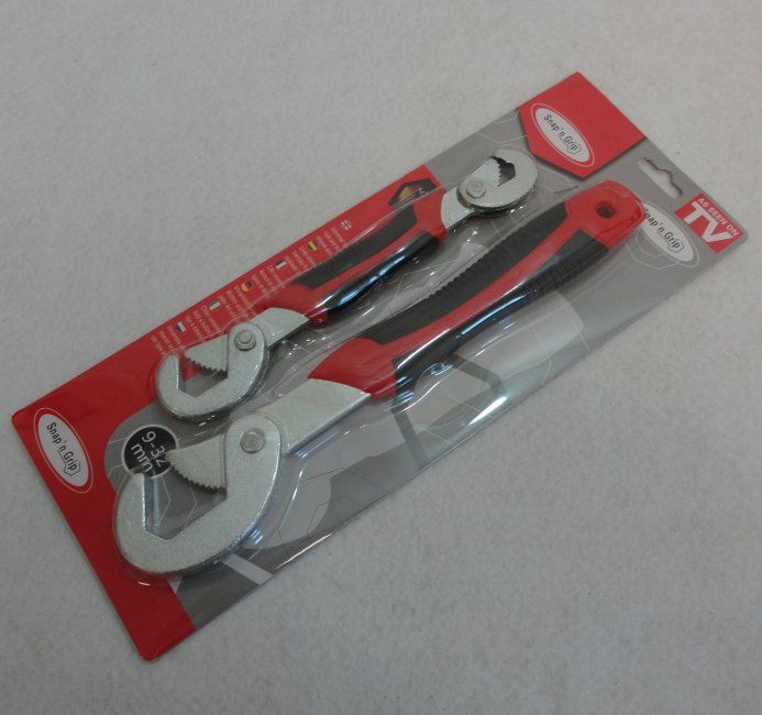 20 Pieces of Snap N Grip Universal Wrench