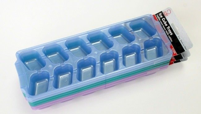 72 pieces of Ice Cube Tray 2 Piece, Stack/nest 10 1/4"