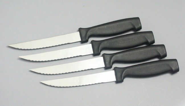 144 Pieces of Steak Knives 4pc, 4.5" Blade