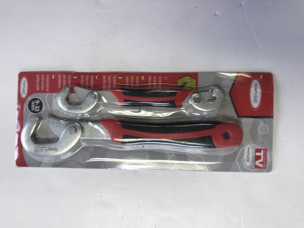 24 Pairs of Universal Wrench