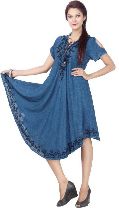 36 Pieces of Women's Rayon Cold Shoulder Denim Wash Dresses - Assorted Colors - Size SmalL-xl