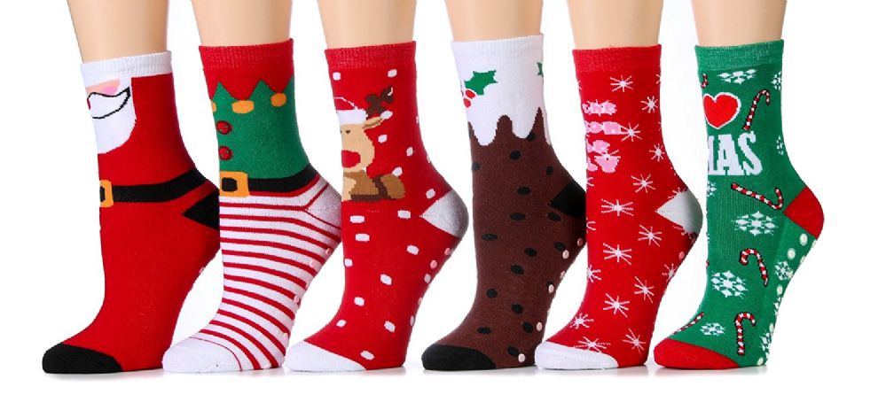 6 Pairs Women Christmas Fun Colorful Printed Holiday Socks (assorted 6 Pack Non Skid/gripper Bottom - Womens Crew Sock