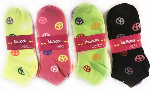 36 Wholesale Women's Peace Sign Ankle Socks