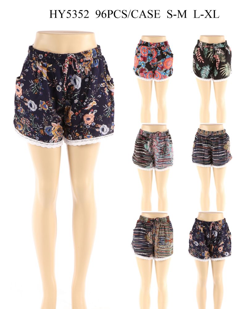 24 Wholesale Women Fashion Assorted Printed Shorts