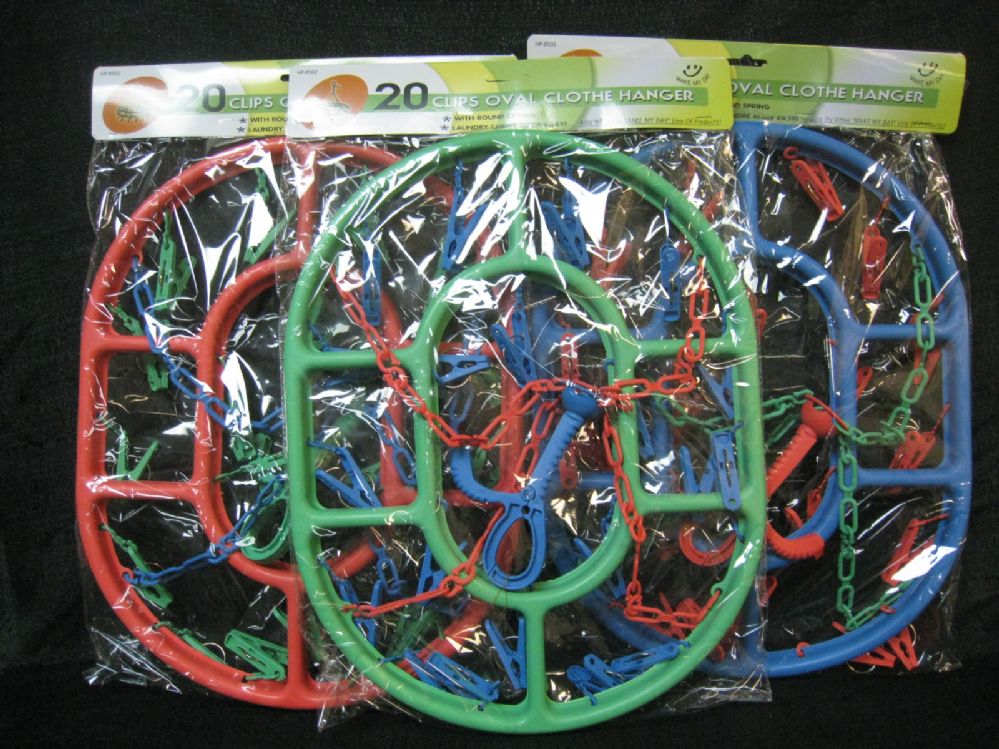 12 Pieces of Heavy Duty Oval Hanger With 20 Pegs