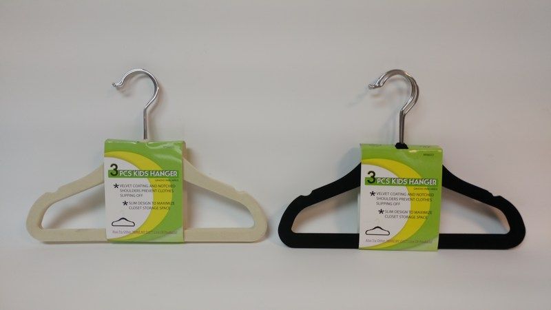 24 Pieces of Plastic 3 Pack Kids Hanger Velvet Black Ivy