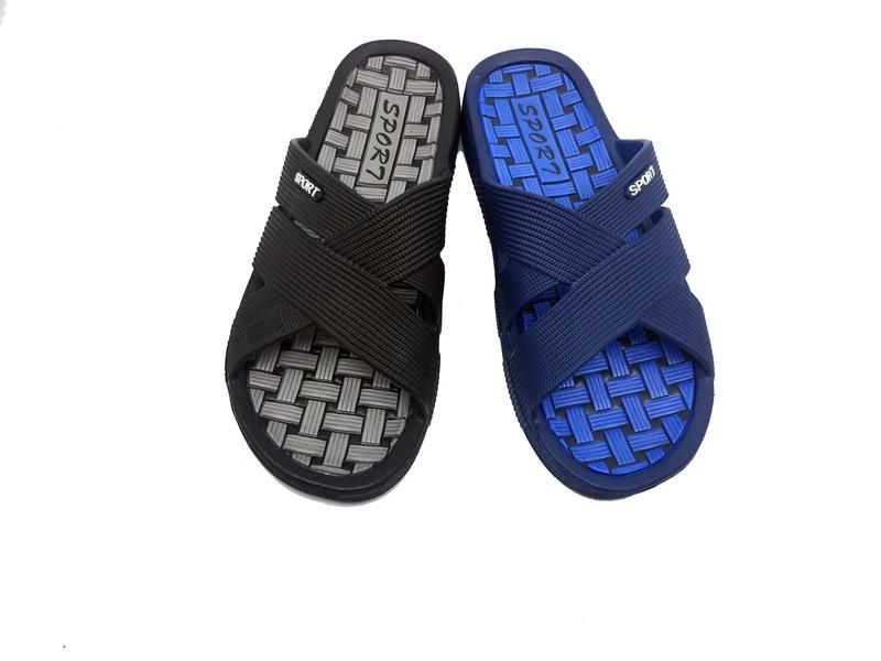 36 Wholesale Mens Slip On Sandals With Chequered Sole