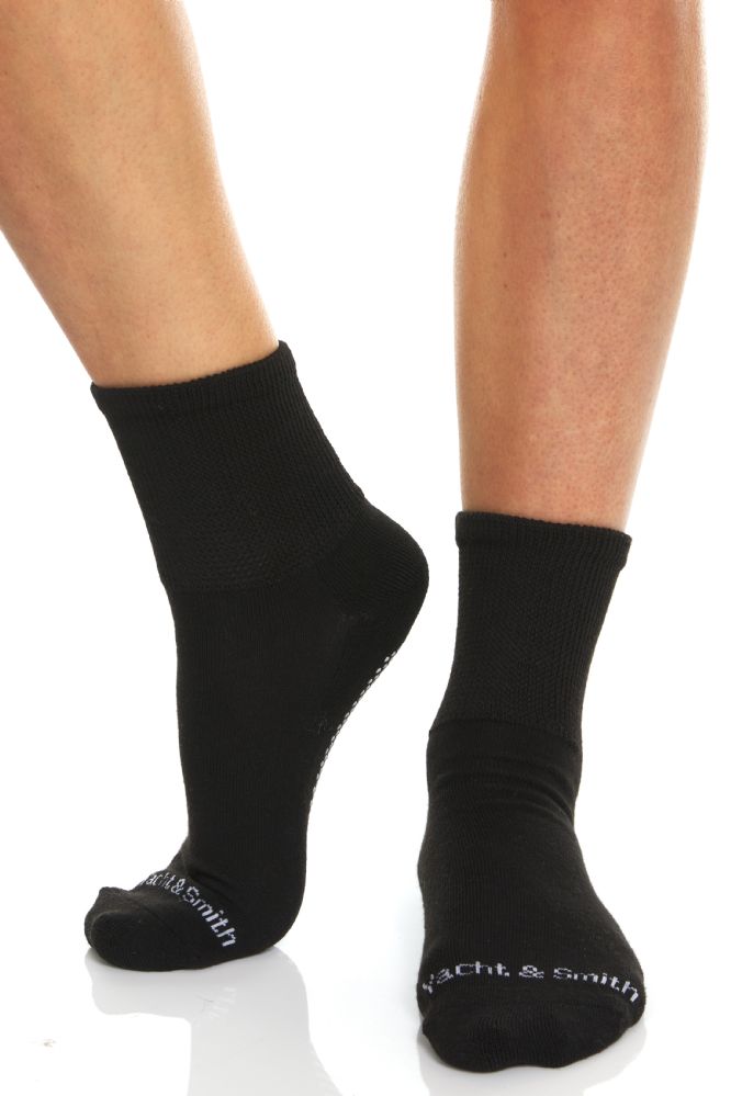 Yacht & Smith Women's Loose Fit Gripper Bottom NoN-Slip Slipper Black  Grippy Hospital Sock, Size 9-11 - at -  
