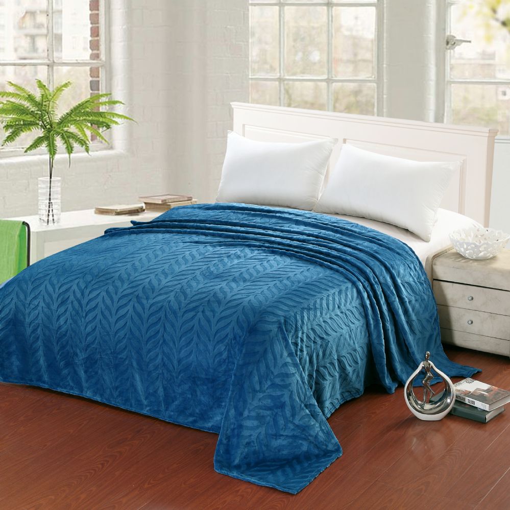10 Wholesale Leaf Etched Blanket Queen Size In Blue at