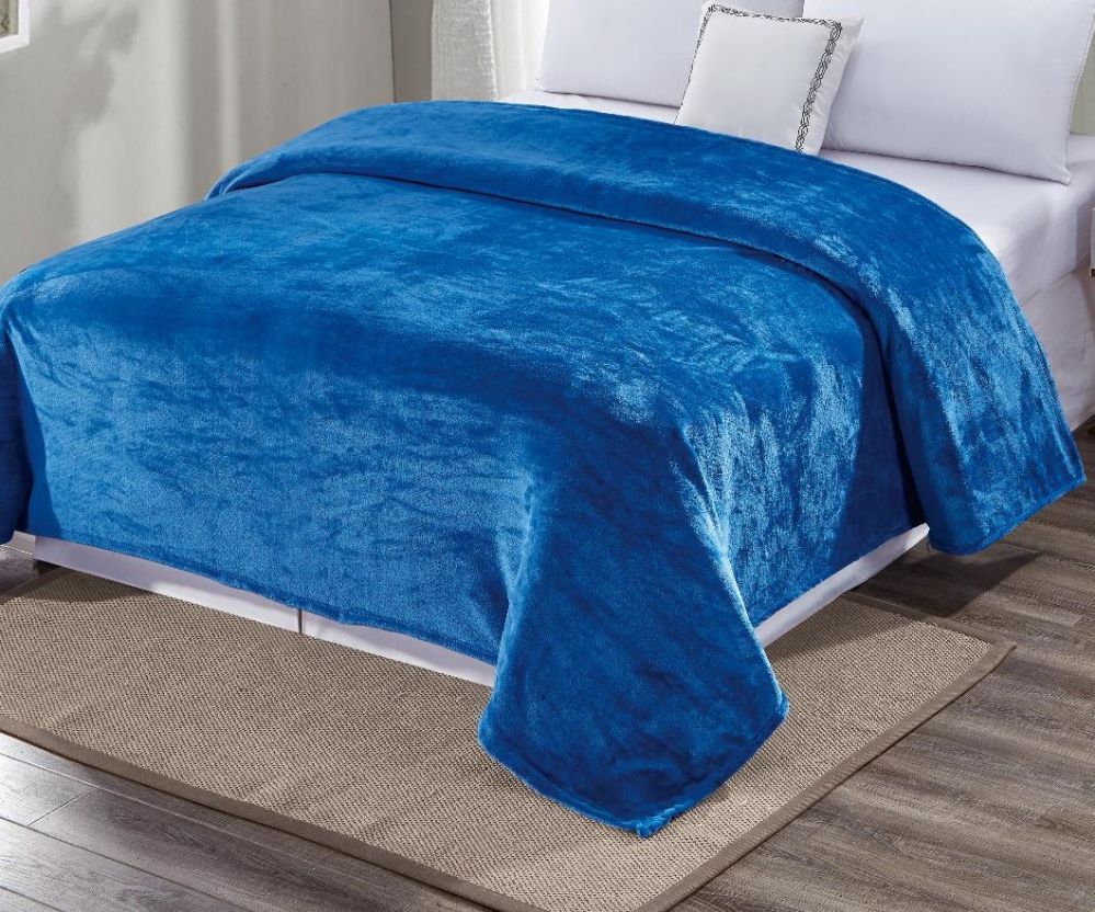 12 Wholesale Ultra Plush Solid Teal Color Queen Size Blanket