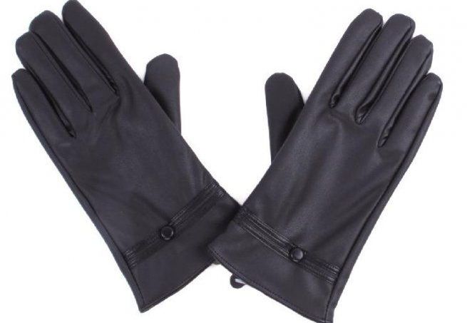 72 Pairs of Women's Black Leather Gloves With Buttons