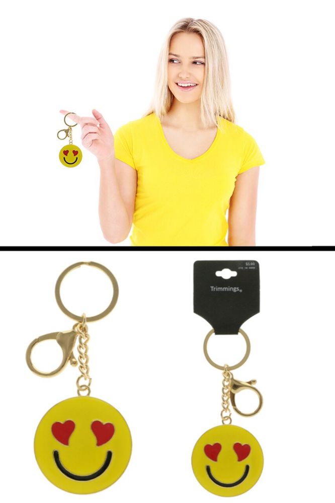 96 Pieces Heart Eye Smiley Face Emoji Key Chain Key Chains at