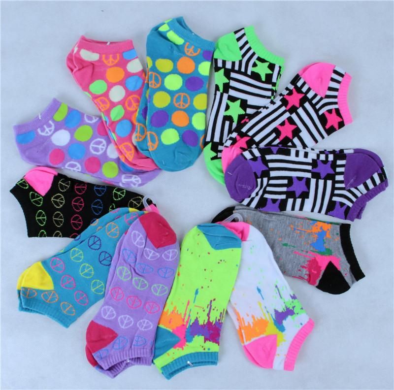 180 Pairs of Mixed Design Lady Socks