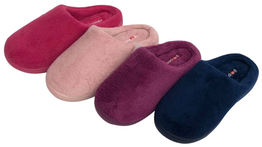 36 Wholesale Girl's Plush Clog Slippers - Solid Colors