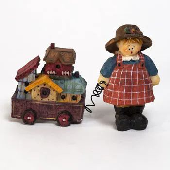 72 Pieces of Colonial Kids Figurine