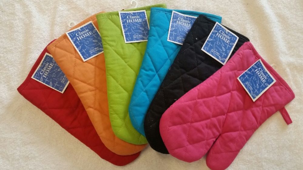 72 Pieces of Cotton Oven Mitt Assorted Color