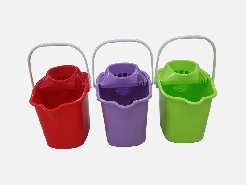 12 Pieces of 17l Mop Bucket Plastic Handle W/wheel