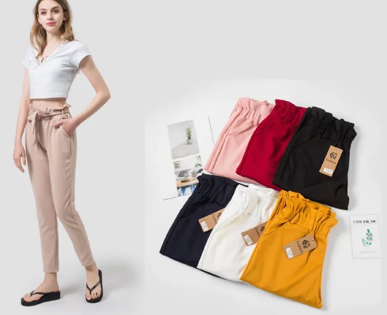 24 Pieces of Womens Capri Length Acrylic Material Pants Size M