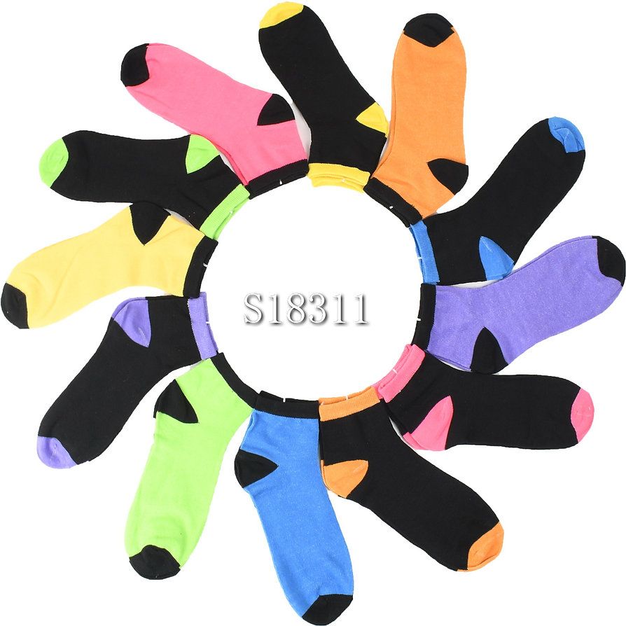 108 Pairs of Women's Ankle Color Design Sock Size 9-11