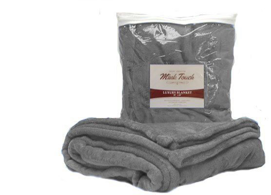 19 Wholesale 50" X 60" Micro Plush Throw Blankets - Grey