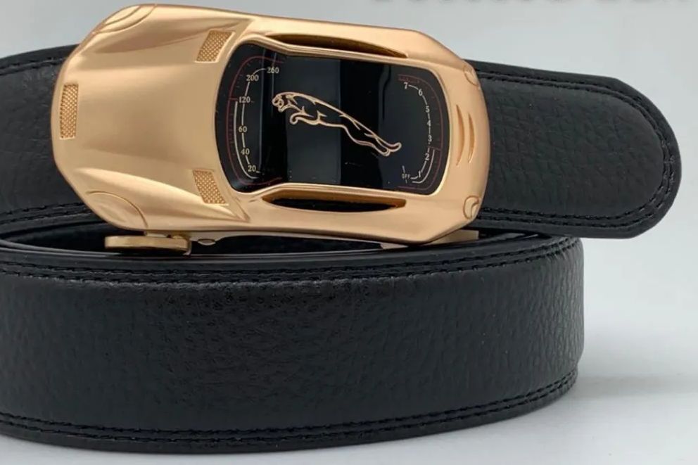 24 Wholesale Belts For Mens Color Golden Black