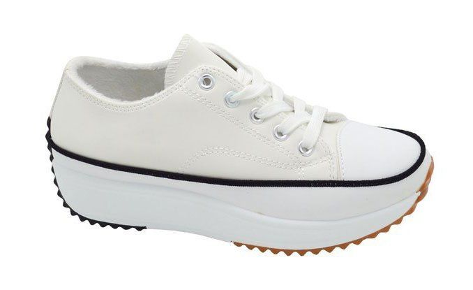12 Wholesale Womens Low Top Wedge Canvas Lace Up Sneakers In White - at -  wholesalesockdeals.com