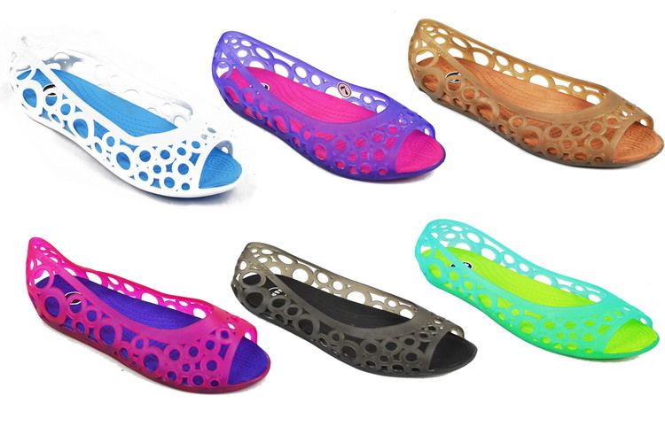 48 Wholesale Womens Garden Clogs Lightweight Breathable Slip On Gardening Shoes Outdoor Beach Sandals