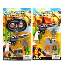 72 Pieces of Cowboy Gun With Accessories On Card