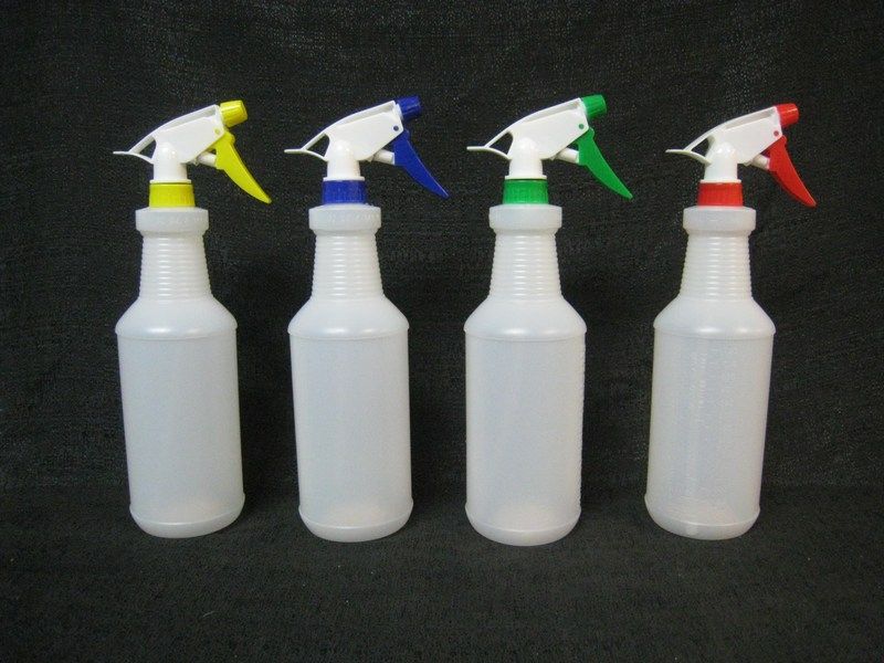 48 Pieces of Plastic Spray Bottle 32 Oz Asst Colors