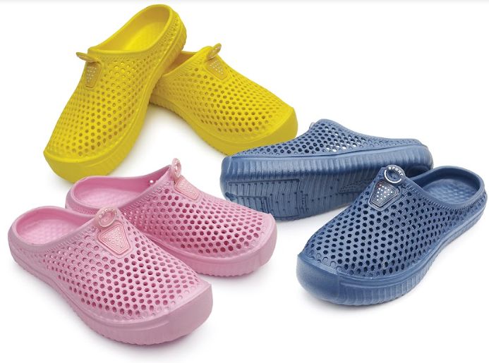 36 Wholesale Kids Upscale Clogs In Assorted Colors
