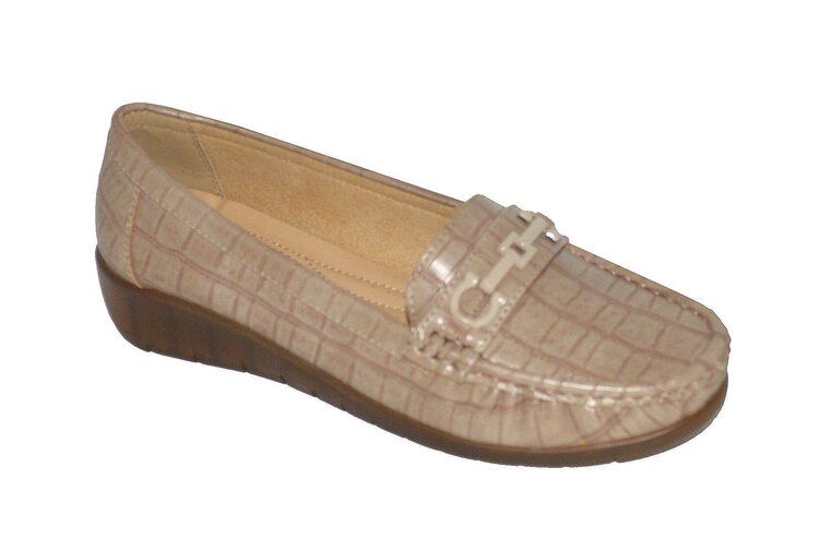 Size 12 shops women's loafers