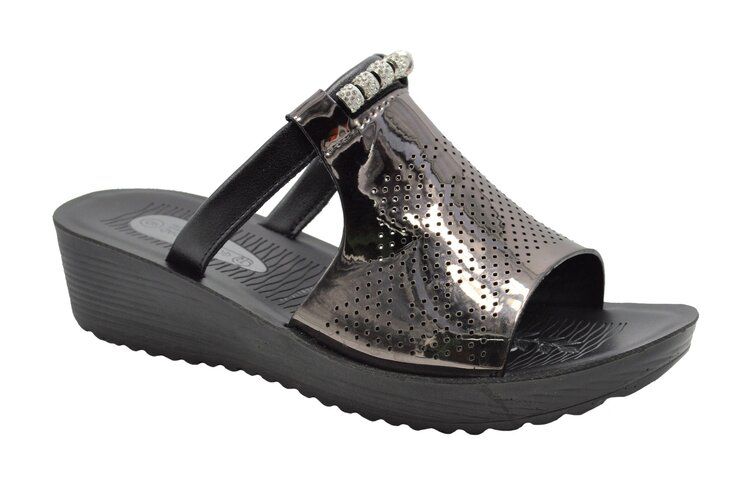 Wholesale Footwear Fashion Women Sandals Round Toe Color Pewter Size 5-10