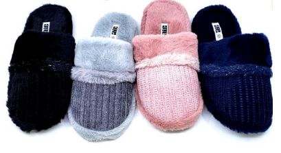 36 Wholesale Comfortable Slippers