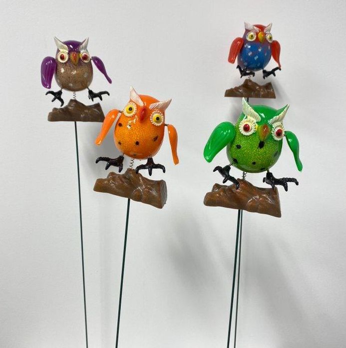 48 Wholesale Yard Stake [owl With Springing Wings And Feet]