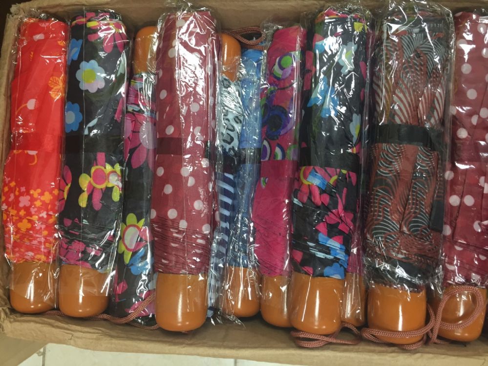 60 Pieces of Floral Printed Umbrellas
