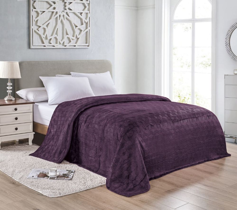 12 Pieces of Amrani Bed Cover Blanket In Plum Color Queen Size