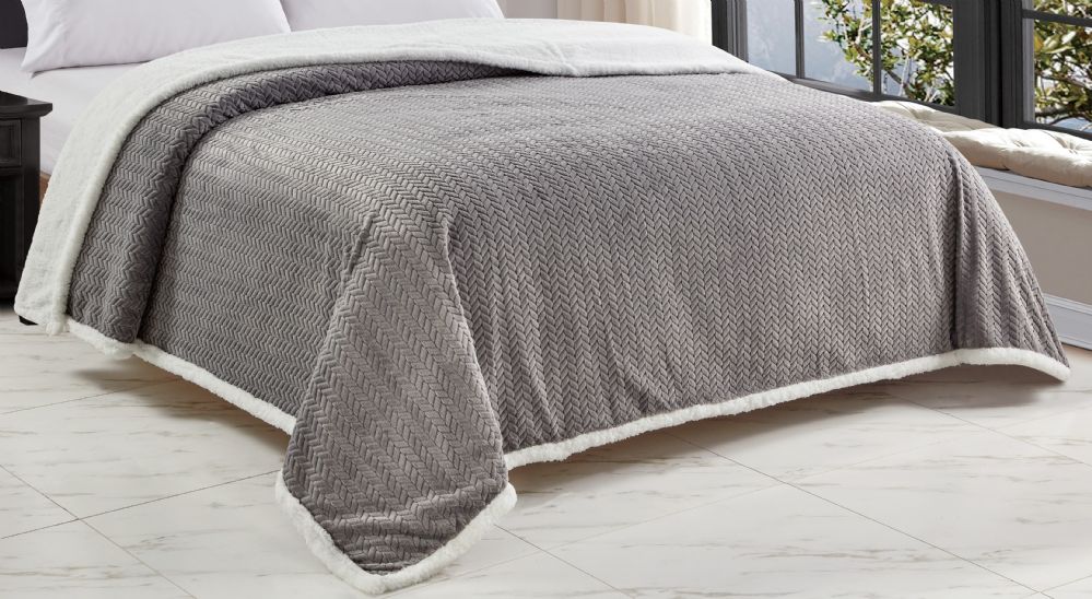 4 Pieces of Heavy And Plush Chevron Braided Queen Size Microplush Jacquard Blanket With Sherpa Backing In Grey