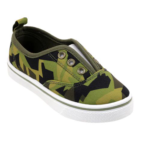 12 Pairs of Boy's Canvas Sneaker Green Camo